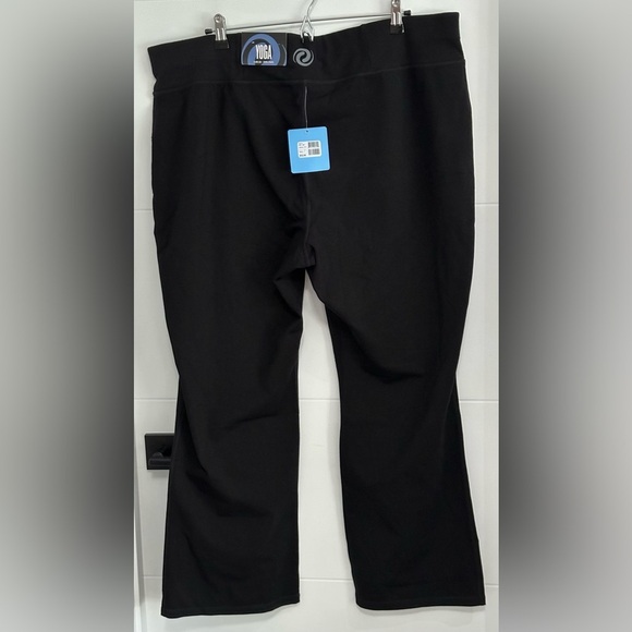 ✨NWT✨ Pennington’s Active Zone: Women’s Flare Yoga Pants- Size 2XP - Picture 3 of 9
